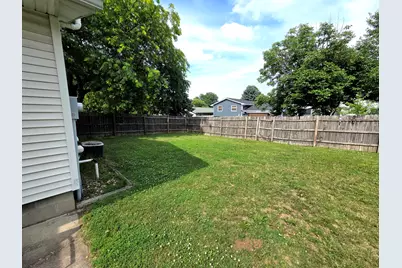 2016 Juniper Lane, Bloomington, IL 61701 - Photo 27