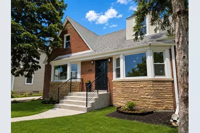 4727 N Newcastle Avenue, Harwood Heights, IL 60706 - Photo 1