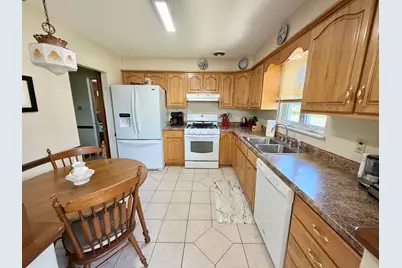 1402 Jonquil Street, Centralia, IL 62801 - Photo 5