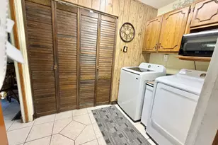 1402 Jonquil St, Centralia, IL 62801 - Photo 11