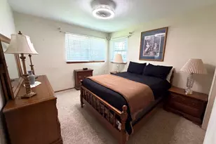 1402 Jonquil St, Centralia, IL 62801 - Photo 9