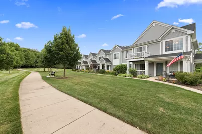 690 Lincoln Station Drive, Oswego, IL 60543 - Photo 19