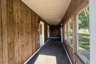 302 N Pine St, Wenona, IL 61377 - Photo 3