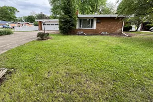 616 Seneca Dr, Aurora, IL 60506 - Photo 3