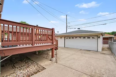 11503 S Avenue J, Chicago, IL 60617 - Photo 13