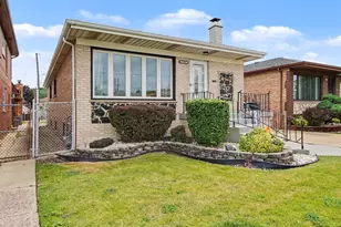 11503 S Ave J, Chicago, IL 60617 - Photo 1