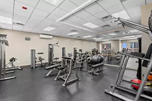 512 N McClurg Ct, Chicago, IL 60611 - Photo 13