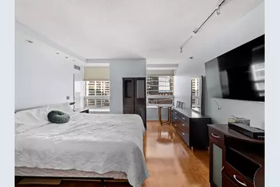 512 N McClurg Court #501, Chicago, IL 60611 - Photo 9