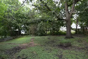 724 S 5th St, Saint Charles, IL 60174 - Photo 25