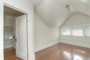 724 S 5th St, Saint Charles, IL 60174 - Photo 17
