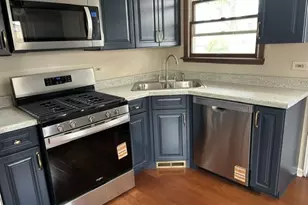 8855 S Komensky Ave, Hometown, IL 60456 - Photo 11