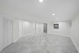 8611 S Aberdeen St, Chicago, IL 60620 - Photo 25