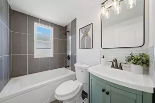 8611 S Aberdeen St, Chicago, IL 60620 - Photo 9