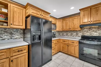14548 Knox Avenue, Midlothian, IL 60445 - Photo 11