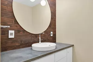 301 N Neil St, Champaign, IL 61820 - Photo 23
