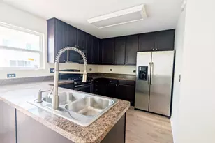 593 Treble Ln, Volo, IL 60073 - Photo 5