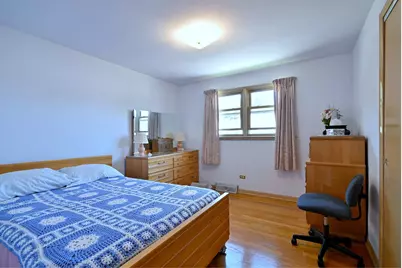8925 S 49th Court, Oak Lawn, IL 60453 - Photo 17