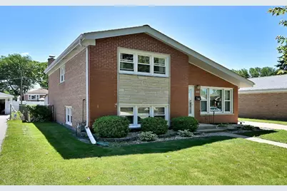 8925 S 49th Court, Oak Lawn, IL 60453 - Photo 3