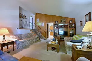 8925 S 49th Ct, Oak Lawn, IL 60453 - Photo 5
