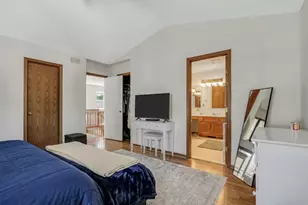 90 Southfield Dr, Vernon Hills, IL 60061 - Photo 25