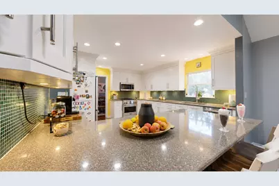 579 Hempstead Avenue, Naperville, IL 60565 - Photo 9