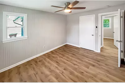 3102 Victoria Avenue, McHenry, IL 60050 - Photo 9