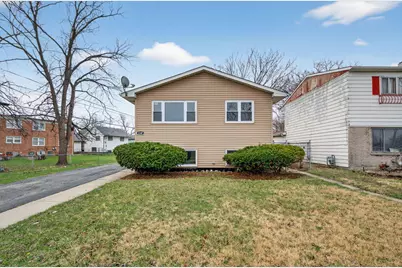 1537 W 165th Street, Markham, IL 60426 - Photo 1