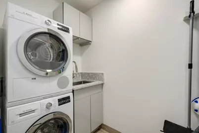 360 E Randolph Street #4203, Chicago, IL 60601 - Photo 23