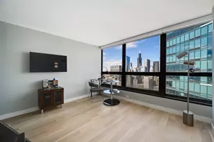 360 E Randolph St, Chicago, IL 60601 - Photo 21