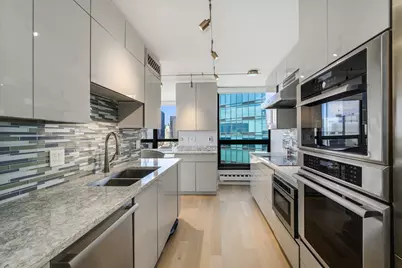 360 E Randolph Street #4203, Chicago, IL 60601 - Photo 11
