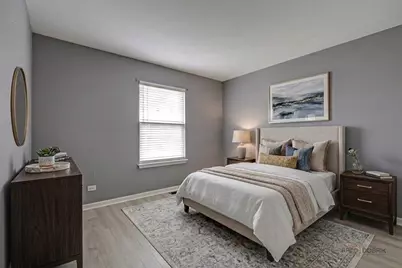 467 Pine Lake Circle, Vernon Hills, IL 60061 - Photo 9