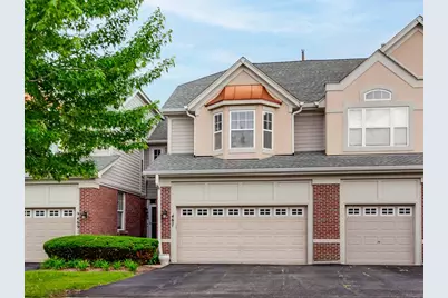 467 Pine Lake Circle, Vernon Hills, IL 60061 - Photo 1