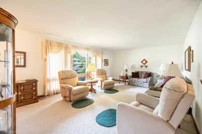 835 Scott Drive, Elgin, IL 60123 - Photo 5