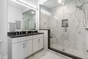 5748 N Hermitage Ave, Chicago, IL 60660 - Photo 13