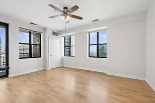 451 W Huron St, Chicago, IL 60654 - Photo 3