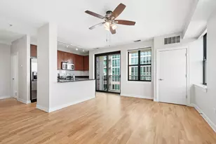 451 W Huron St, Chicago, IL 60654 - Photo 21