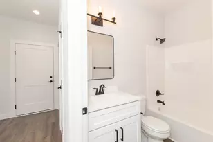 1613 Belclare Rd, Normal, IL 61761 - Photo 17