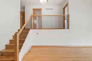427 E Atwater Ave, Elmhurst, IL 60126 - Photo 7