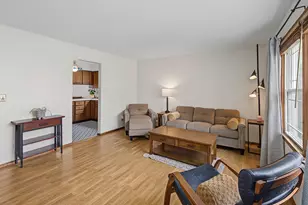 2128 Ivy Ct, Champaign, IL 61821 - Photo 7