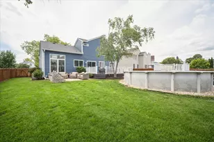 824 Tallgrass Dr, Bartlett, IL 60103 - Photo 23
