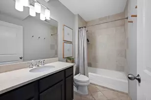 [Address not provided], Chicago, IL 60618 - Photo 11