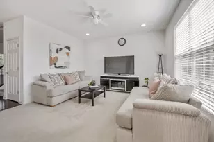 103 Chesterton Dr, Volo, IL 60020 - Photo 7