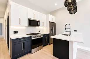 1309 N Rockwell St, Chicago, IL 60622 - Photo 3