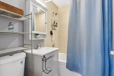 7206 W Wellington Avenue #3D, Chicago, IL 60707 - Photo 9
