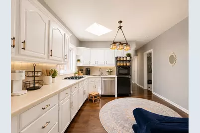 5837 N Washtenaw Avenue, Chicago, IL 60659 - Photo 9