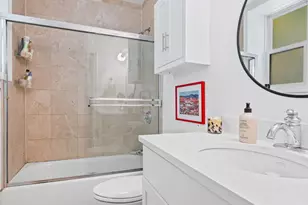 2216 N Sedgwick St, Chicago, IL 60614 - Photo 11