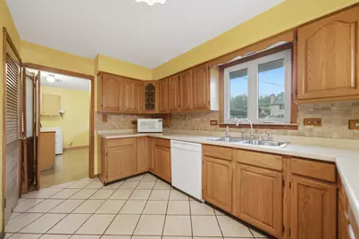 5425 W 83rd Place, Burbank, IL 60459 - Photo 7