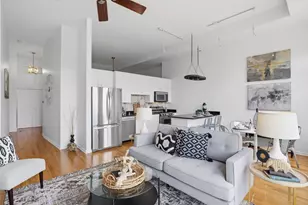 3631 N Halsted St, Chicago, IL 60613 - Photo 9