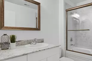 3631 N Halsted St, Chicago, IL 60613 - Photo 13
