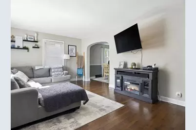 224 N Highland Avenue, Elmhurst, IL 60126 - Photo 3